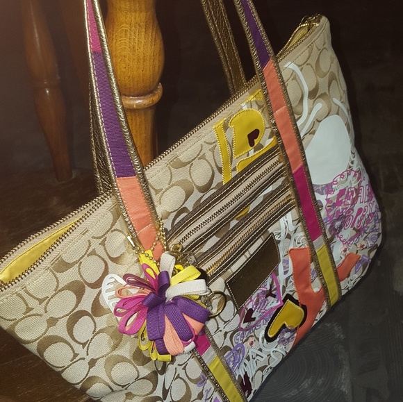 Coach Purse - Picture 1 of 4